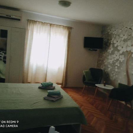 Studios Ana Mari Komiža Habitación foto