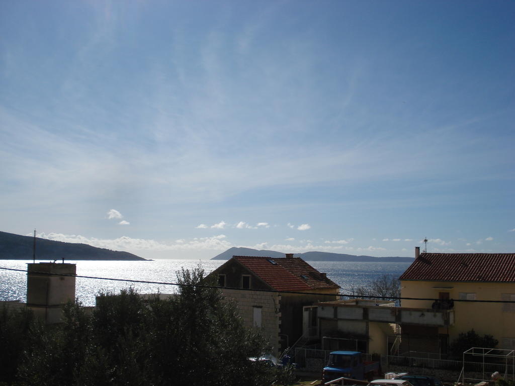 Studios Ana Mari Komiža Habitación foto