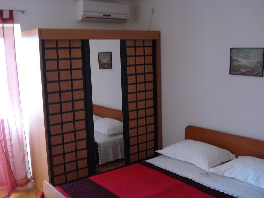 Studios Ana Mari Komiža Habitación foto
